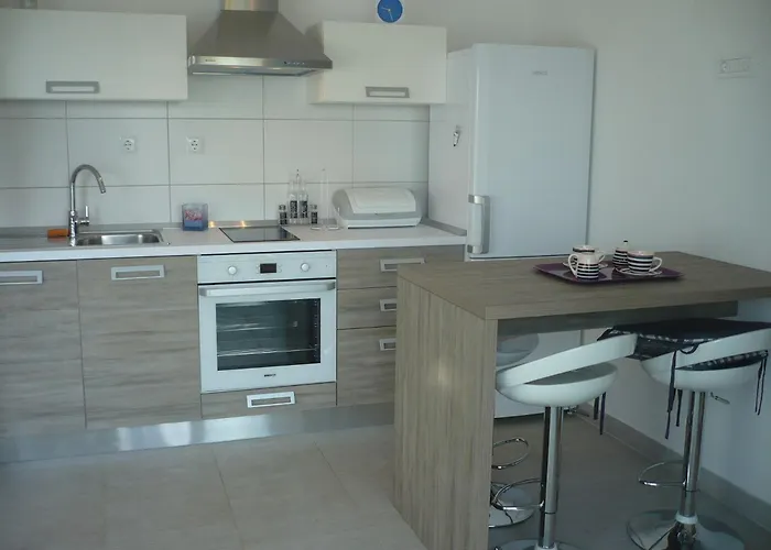 Mirela Apartamento Pisak
